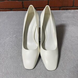 Charles‎ & Keith Blade Heel Court Shoes White Women’s Size Eur 36